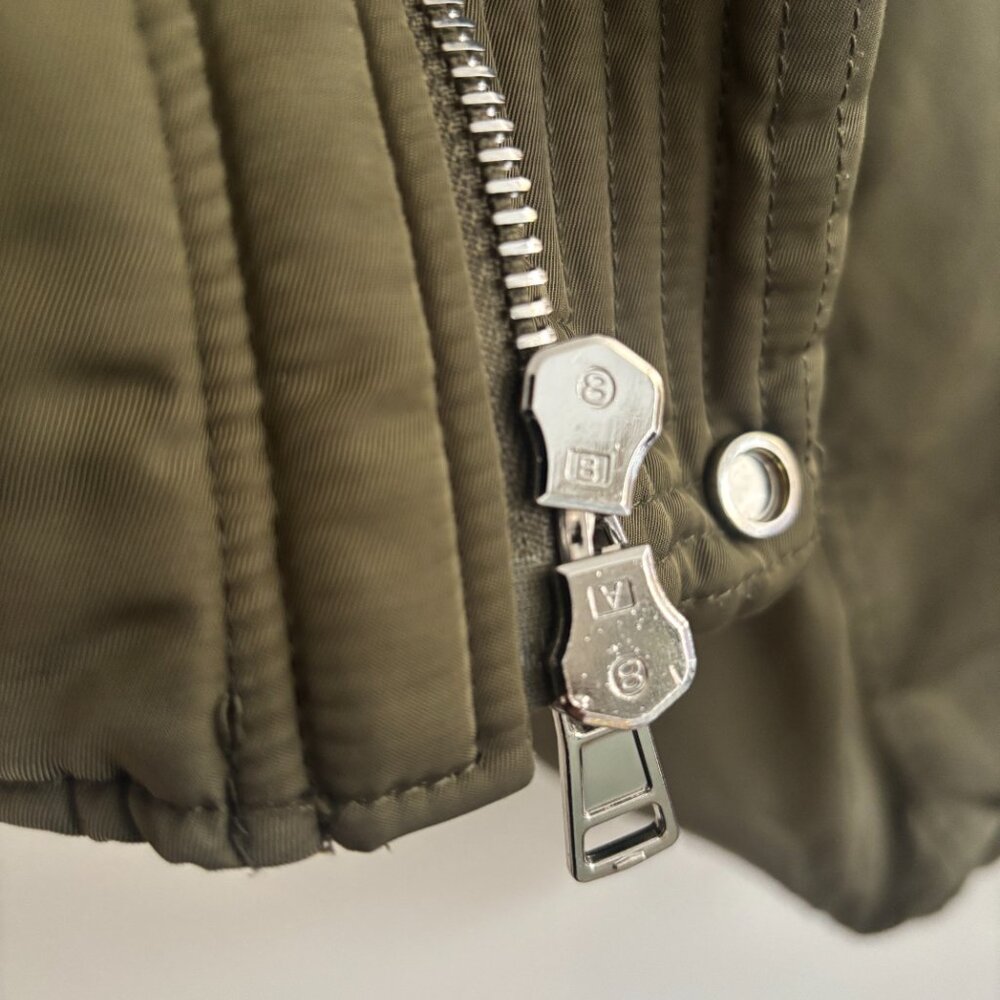 $4000 Juun.J Olive Green N2-B Flight Bomber Jacket Fur Hood - Medium - Large - Picture 12 of 15